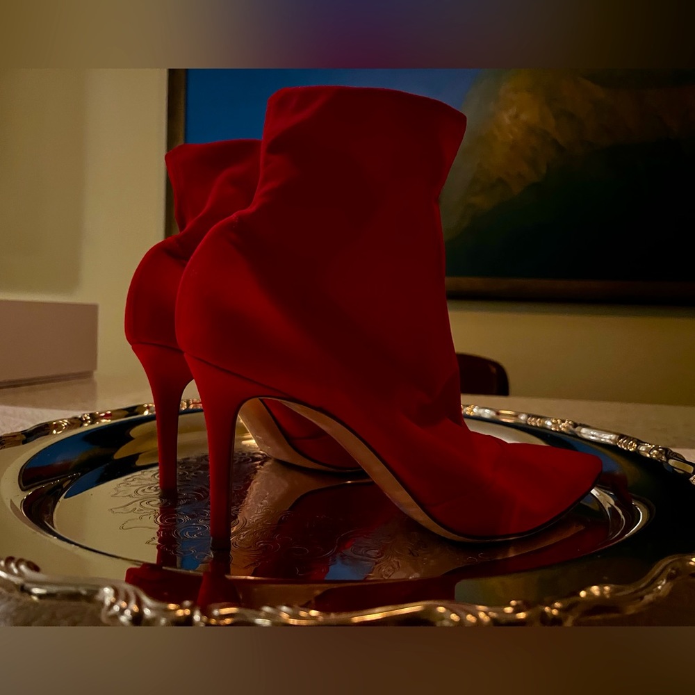 Gianvito Rossi Women's Reus Suede Boots - Red - Ankle Boots size 9 US or 39.5 EU